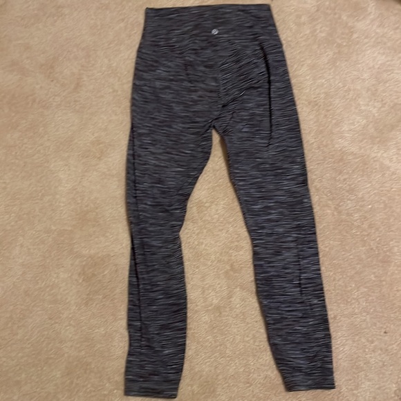 lulu align legging size 6 - Picture 2 of 3
